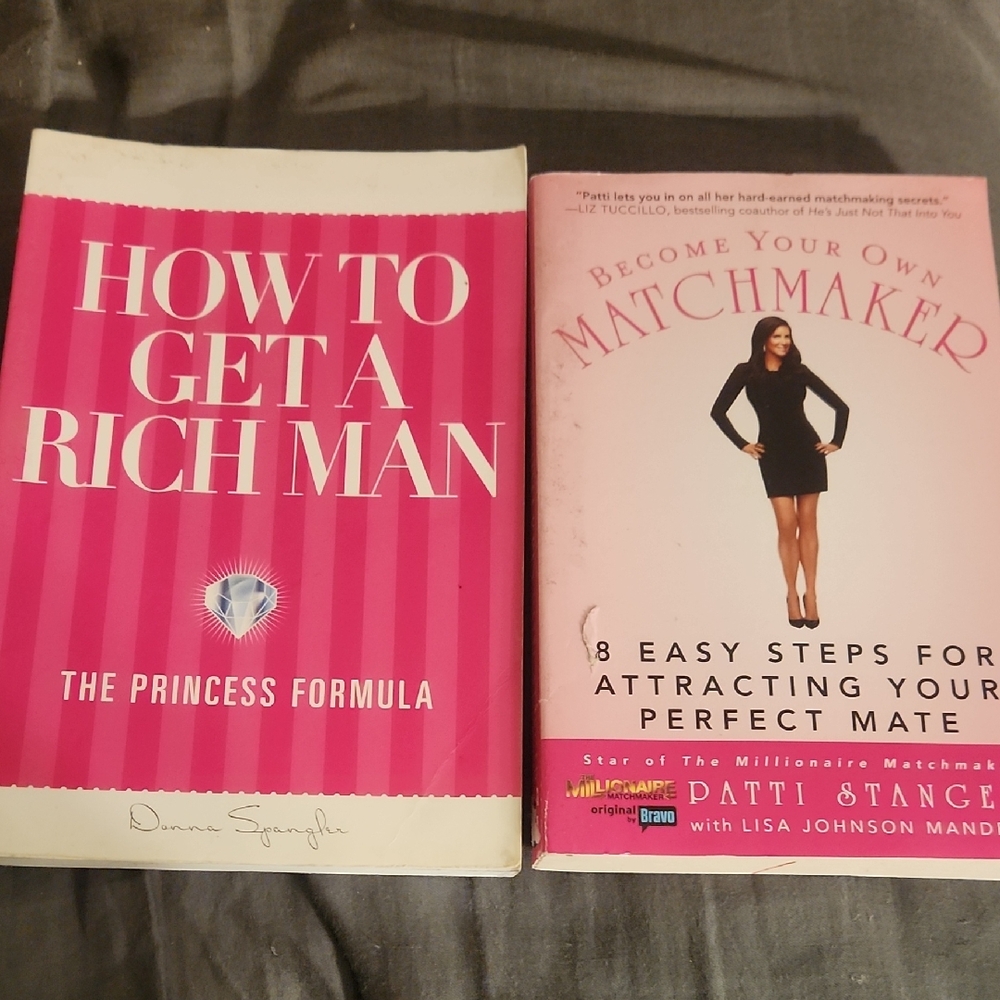 White Elephant Gifts Set of Two Matchmaking Books